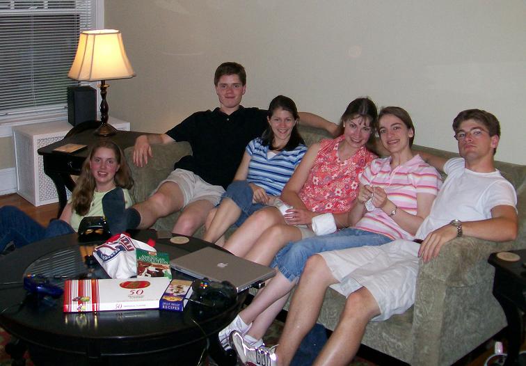 [cousins+on+the+couch.JPG]