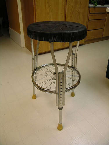 [bike-stool-from-crutches-and-wheel.jpg]