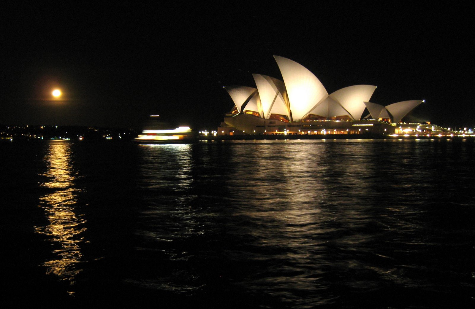 [Sydney_Opera_House.jpg]