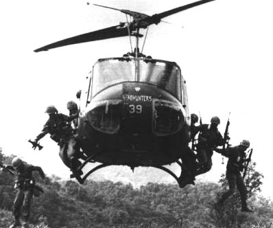 [vietnam-soldiers-3.jpg]