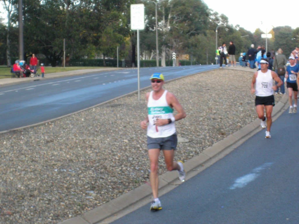 [Canberra+Marathon+2007.1.bmp]