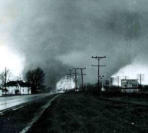 [tornado-palmsunday04-11-1965c.jpg]