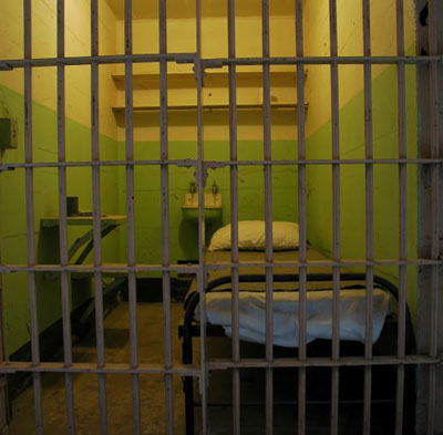 [alcatraz-prison-picture-3.jpg]