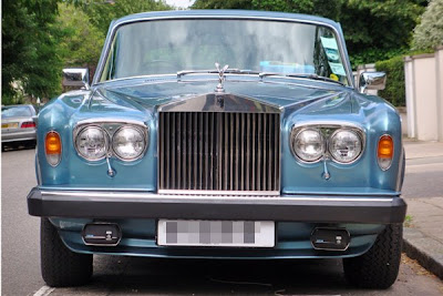 Rolls-Royce Silver Shadow in St John's Wood, London