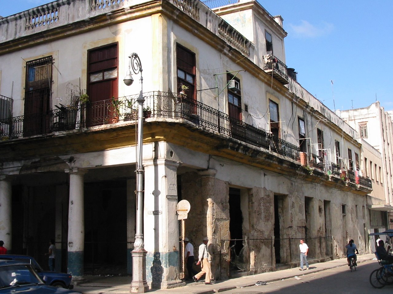 [Havana+Corner.jpg]
