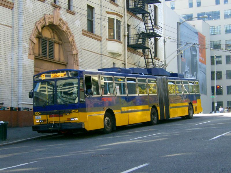 [Seattle-articulated-trolley-bus.jpg]