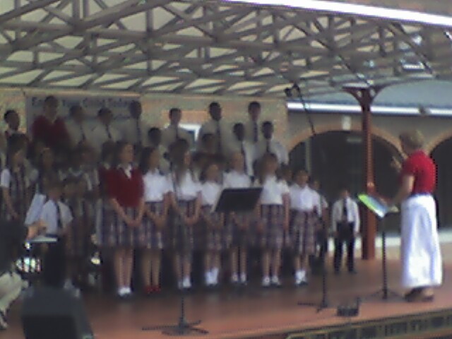 [May+2+School+Singing+at+City+Hall.JPG]