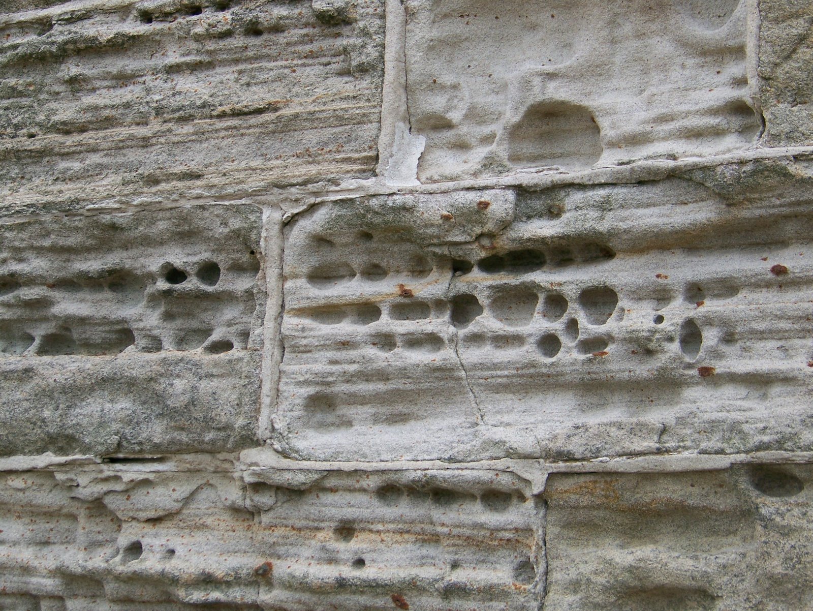 [Pitted+limestone+exterior.jpg]