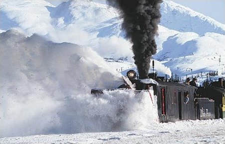 [snow_train_4.jpg]