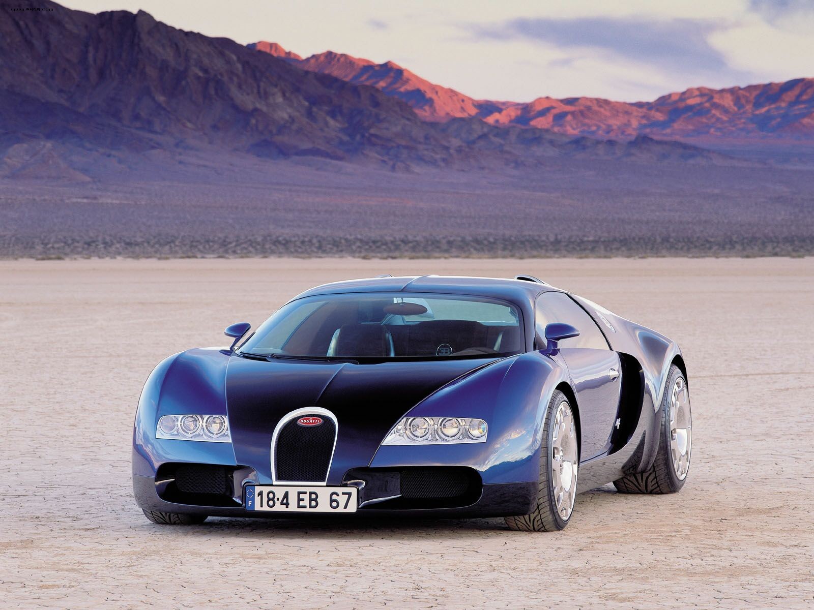 [Bugatti_Veyron_2405.jpg]