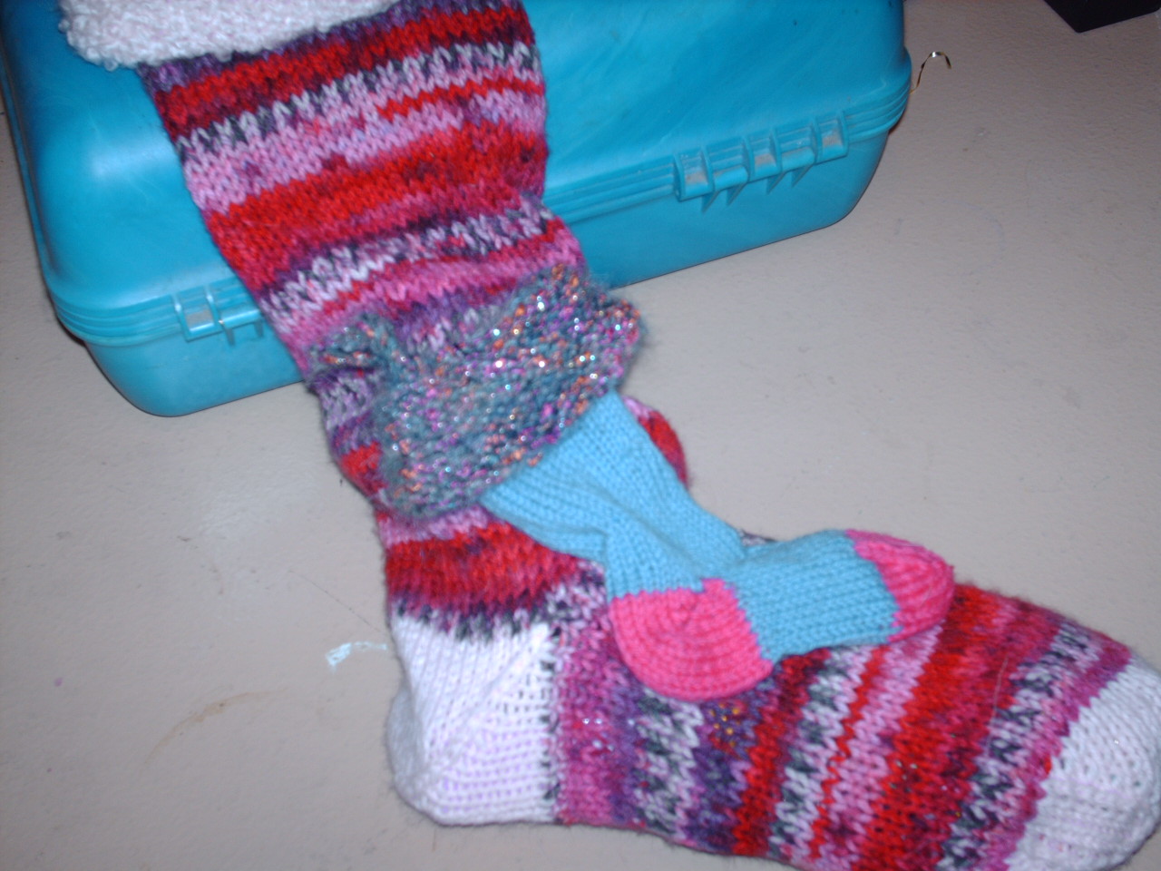 [2006+Midyear+knitting+002.jpg]