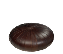 [leather+pouffe]