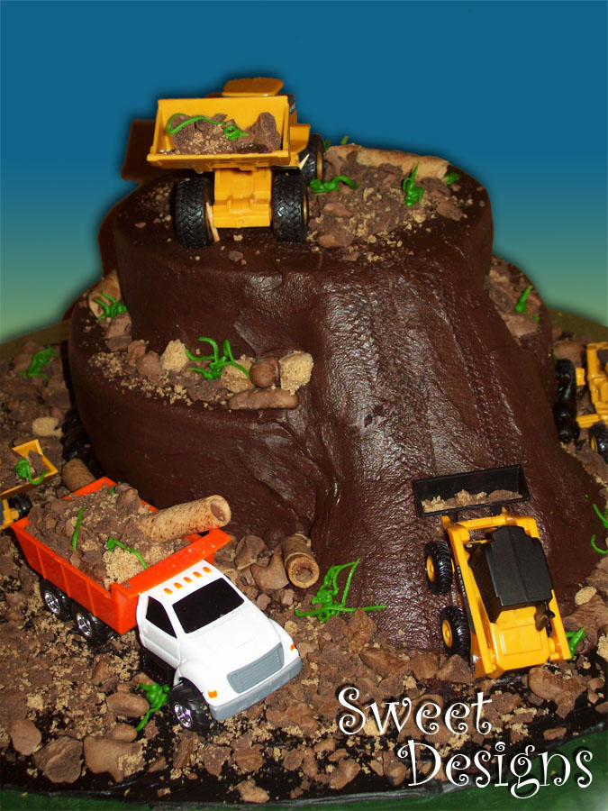 [Construction+Site+Grooms+Cake.jpg]
