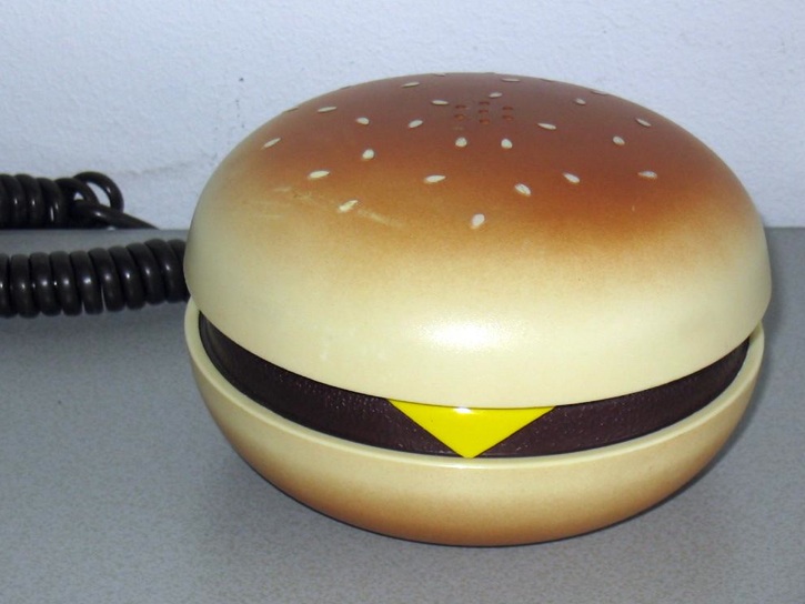 [hamburgerphone.jpg]