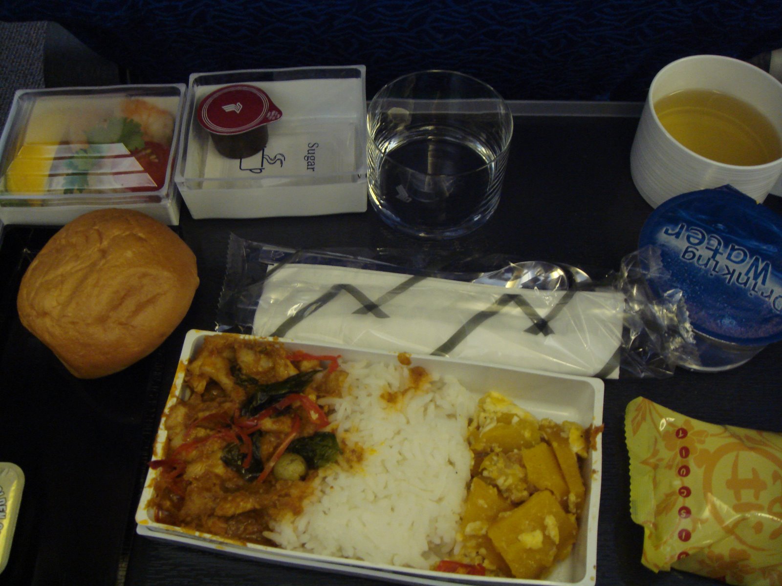 [our+inflight+meal.JPG]