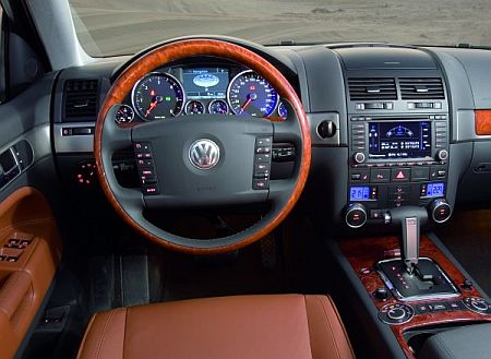 [2007-vw-touareg-facelift-dashboard.jpg]