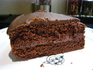 [Chocolate+Mayonnaise+Cake+-+1.jpg]