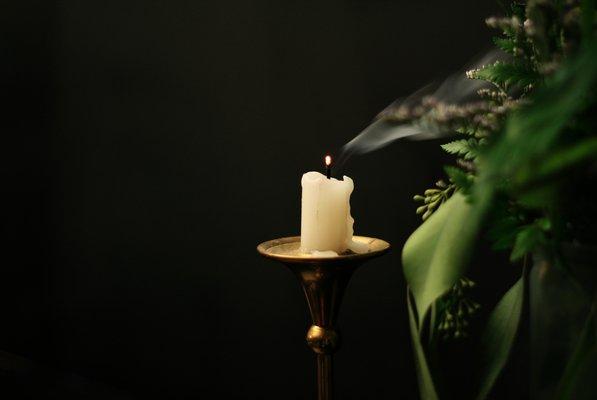 [candle+Rachel.JPG]