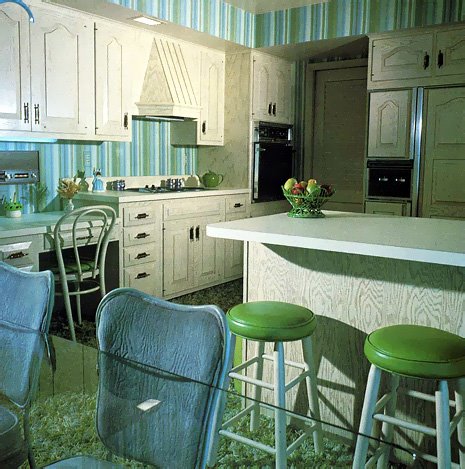 [blue_green_60s_kitchen035.jpg]