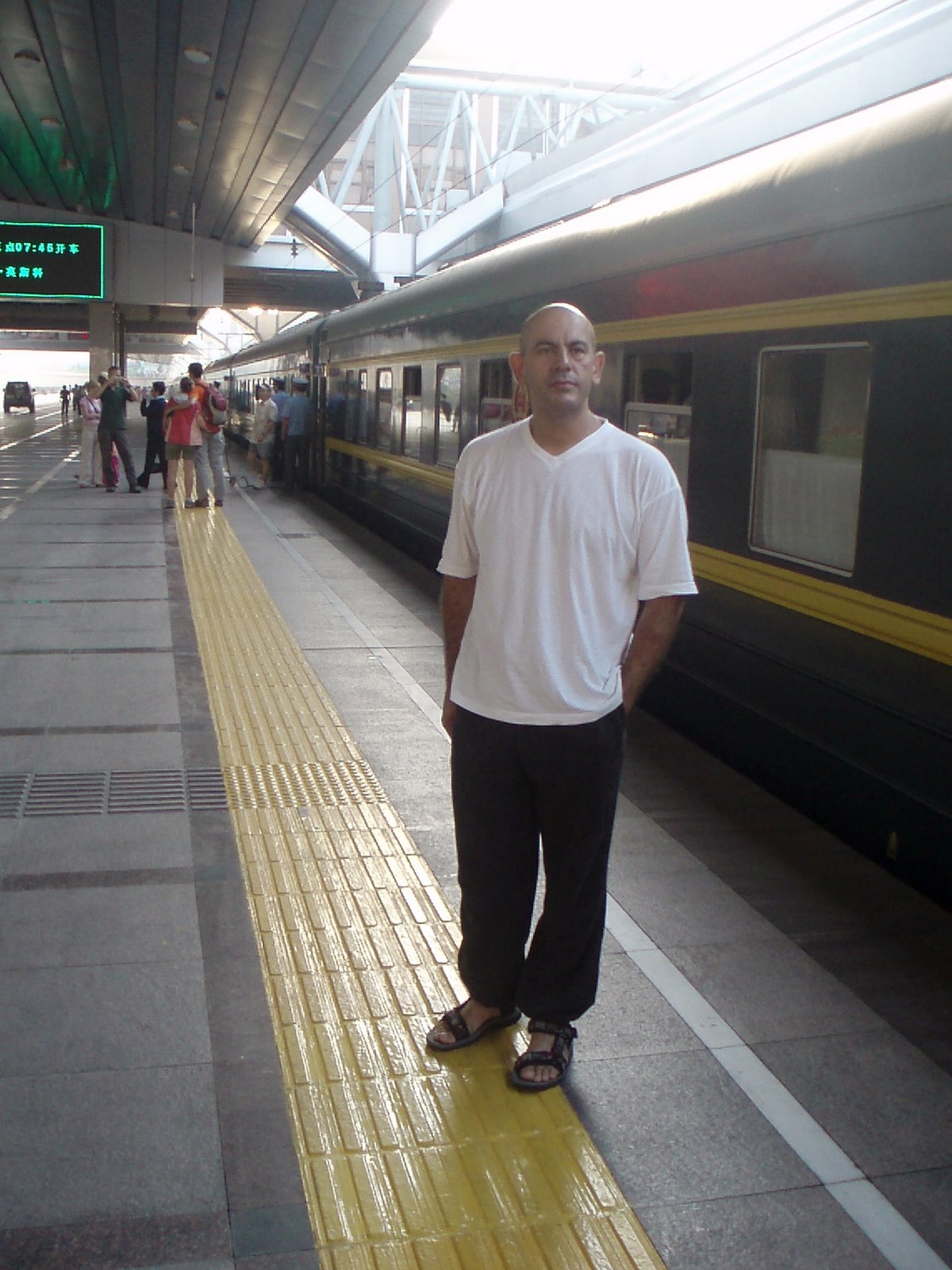 [me+and+train.JPG]