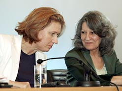 [Livni+and+Talabani+in+Vienna.jpg]