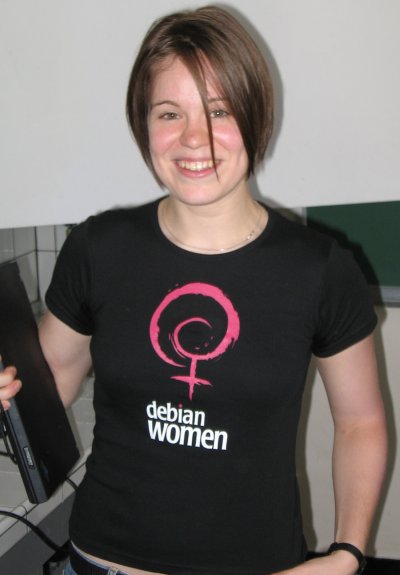 [Debian-girl.jpg]