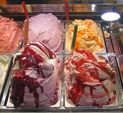 [250px-Italian_ice_cream.jpg]