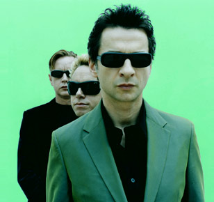 [Depeche_Mode_2005.jpg]