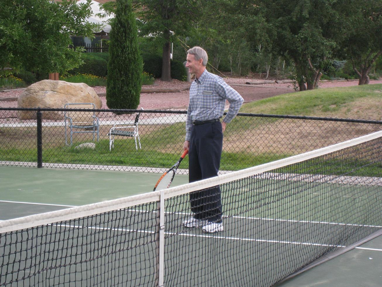 [Dad+playing+tennis.jpg]