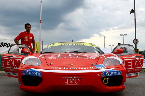 [Sanda+Äuvela+FajfariŔ-Ferrari2.JPG]