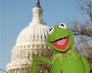 [Kermit+Capitol.jpg]