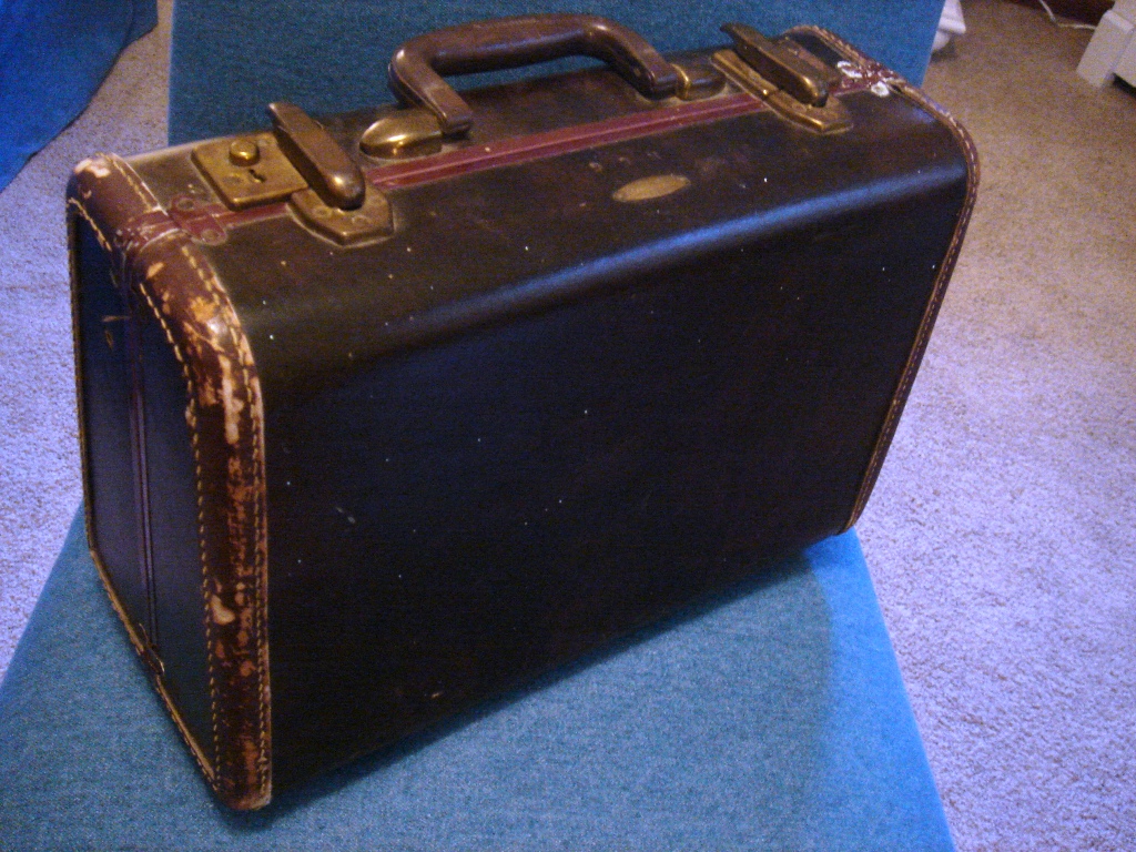 [Suitcase+Out+Before.JPG]