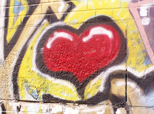 [graffitiheart.jpg]