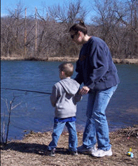 [Tyler+and+Mommy+fishing.gif]
