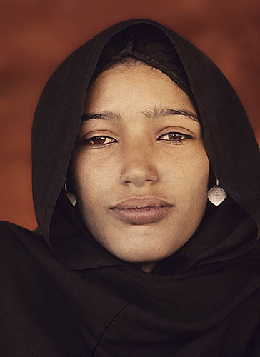 [Niger-Tuareg woman portrait5 copy.jpg]