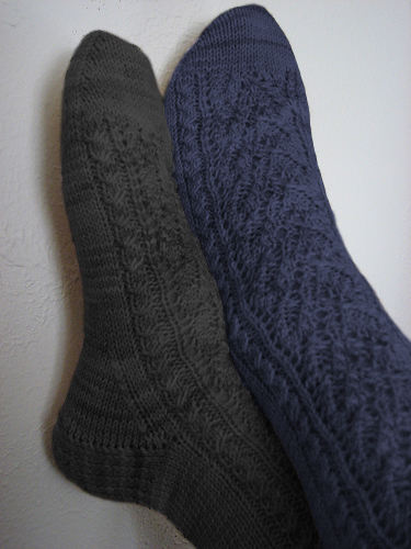 [black,blue-socks.jpg]