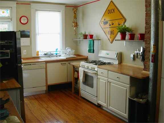 [my_kitchen.jpg]
