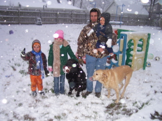 [Family+with+snow-1.jpg]