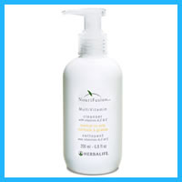 [NouriFusion™+MultiVitamin+Foaming+Gel+Cleanser+-+Formulated+for+Normal+to+Oily+Skin.jpg]