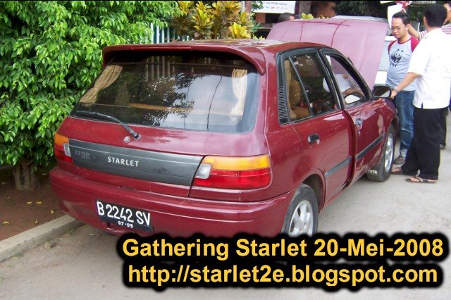 [starlet2e_gathering5.jpg]