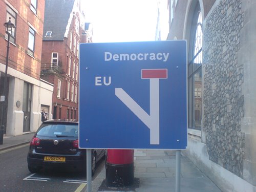 [EUdemocracysign.jpeg]