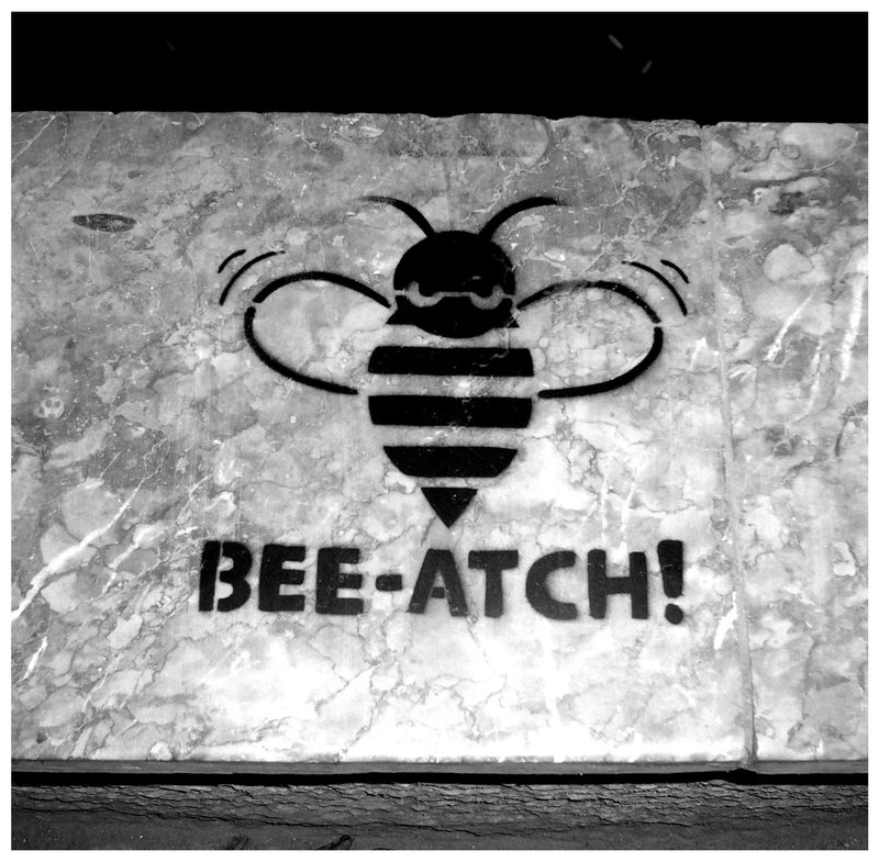 [Bee_atch____stencil__by_CRsss.jpg]