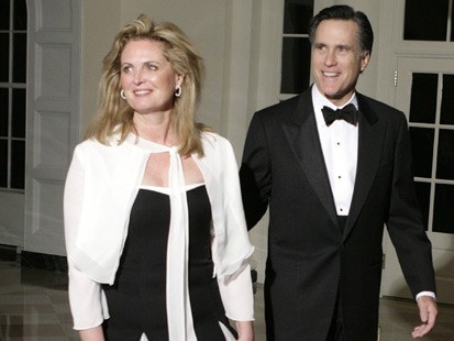 [Mitt+Romney+and+Wife.jpg]