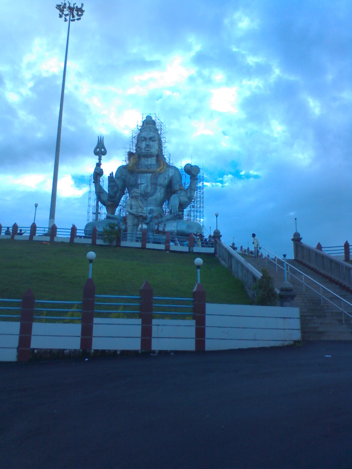 [Shiva+Murudeshwar+near+Udupi+300+km+from+Bangalore.jpg]