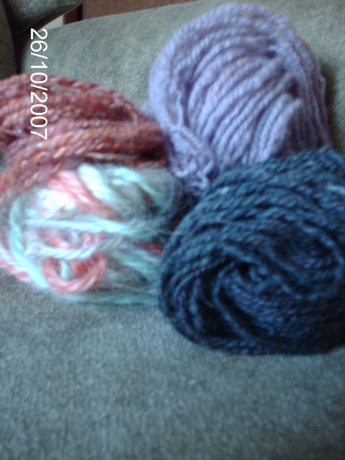 [knitting07+114.jpg]