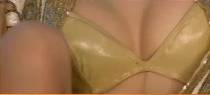 [sexy-mahima-chaudhary-cleavage.jpg]