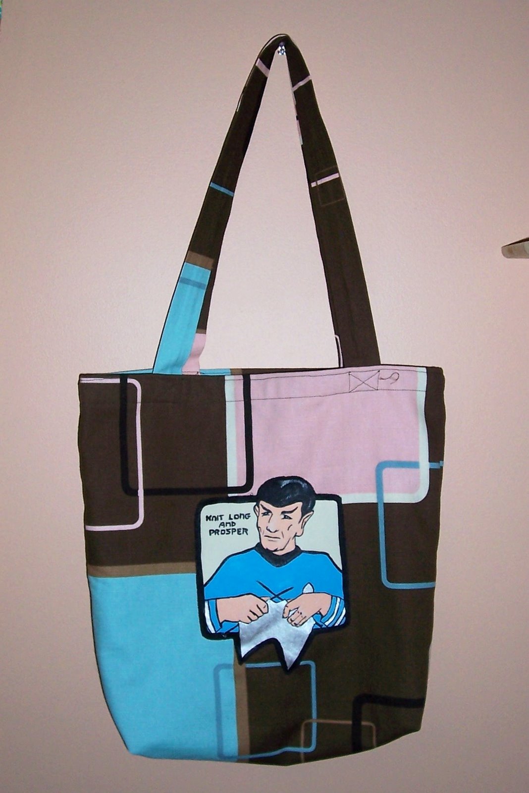 [spock+bag+1.jpg]