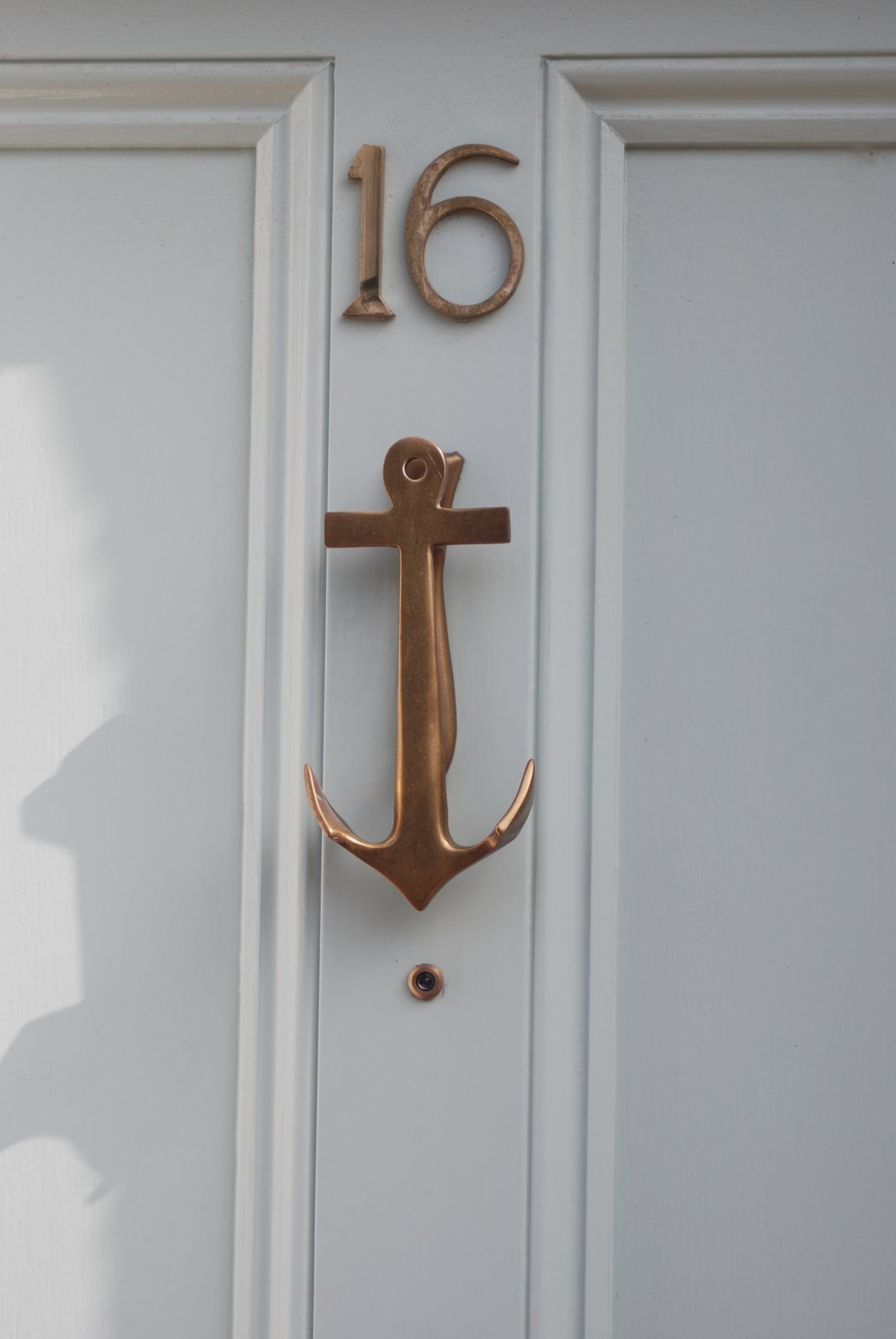 [anchor.jpg]