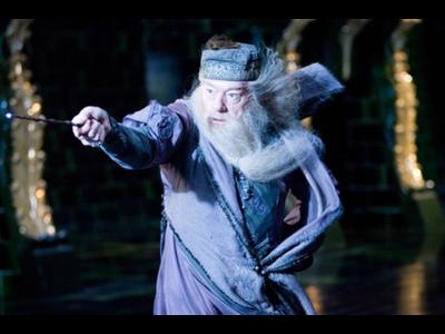 [medium_Dumbledore+Fights+Voldemort-5uto4uk1.jpg]