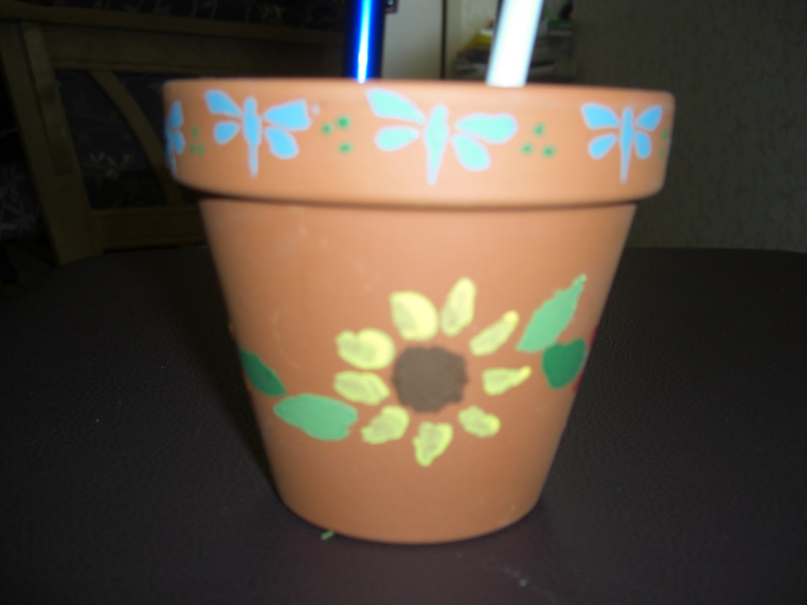 [flower+pot.JPG]